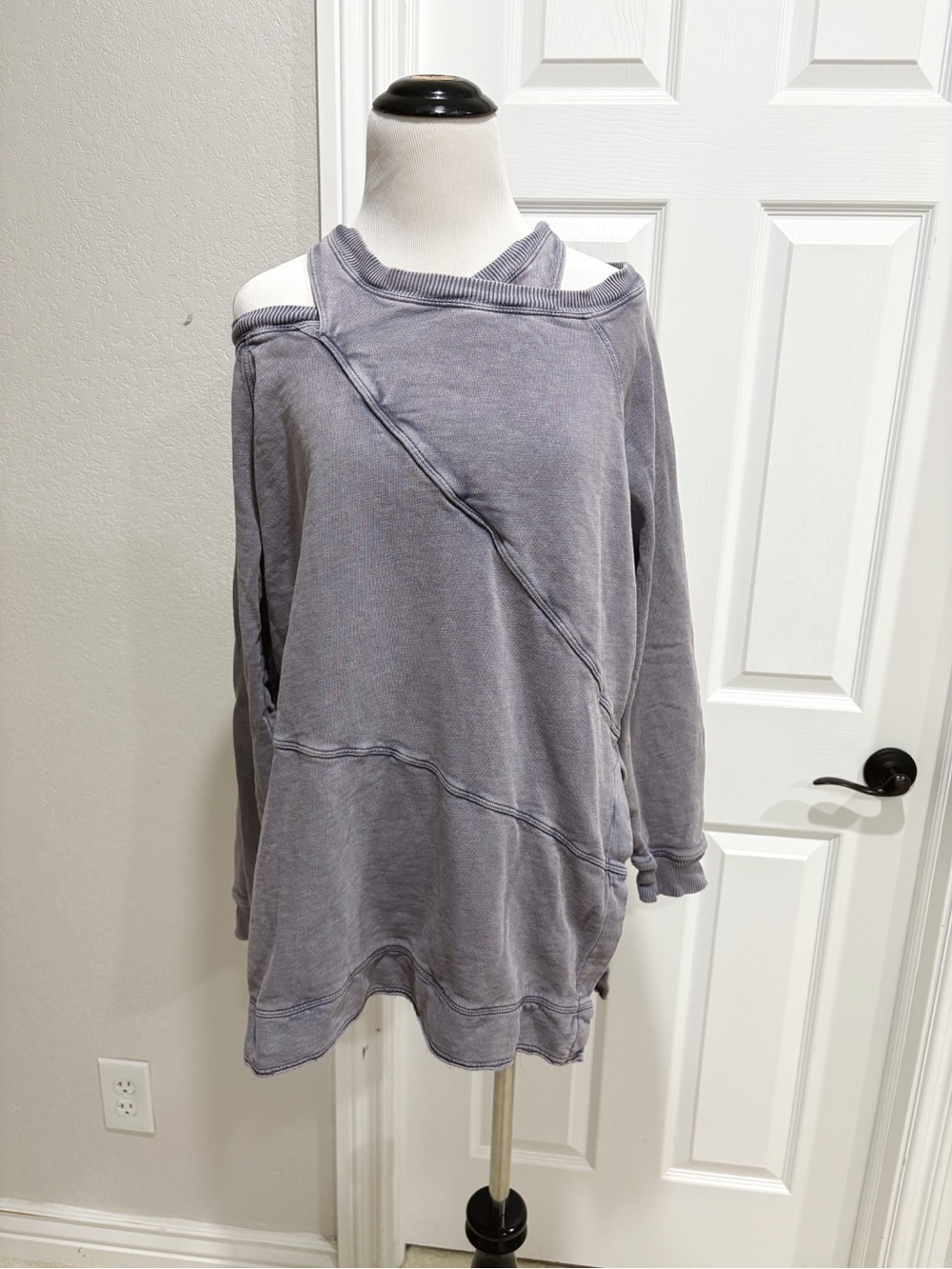 PILCRO by Anthropologie Washed Lavender Crossover Sweater Small - Picture 3 of 10
